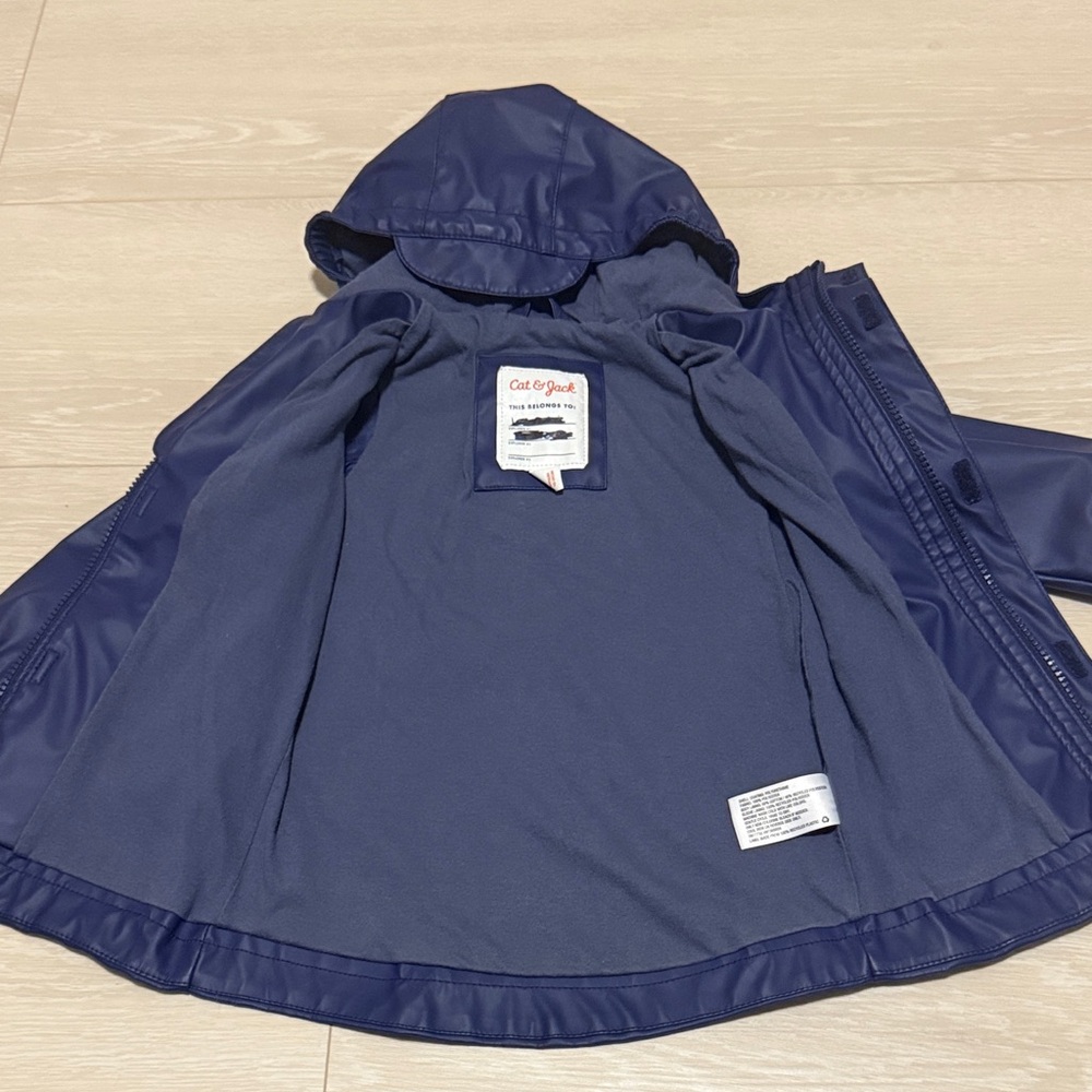 ✨ Cat & Jack Navy Blue Hooded Raincoat - Picture 4 of 5